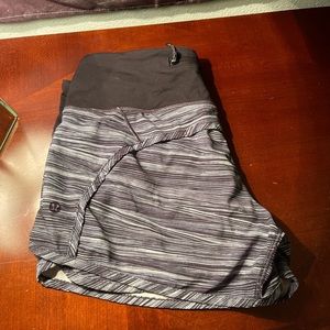 Size 4 Lululemon shorts